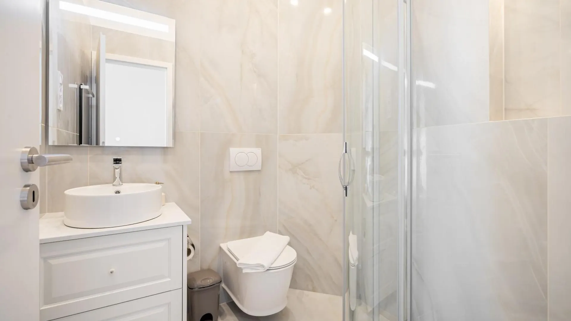 W30 - Wesselenyi Charming Apartment - Best Location By Bqa Budapest