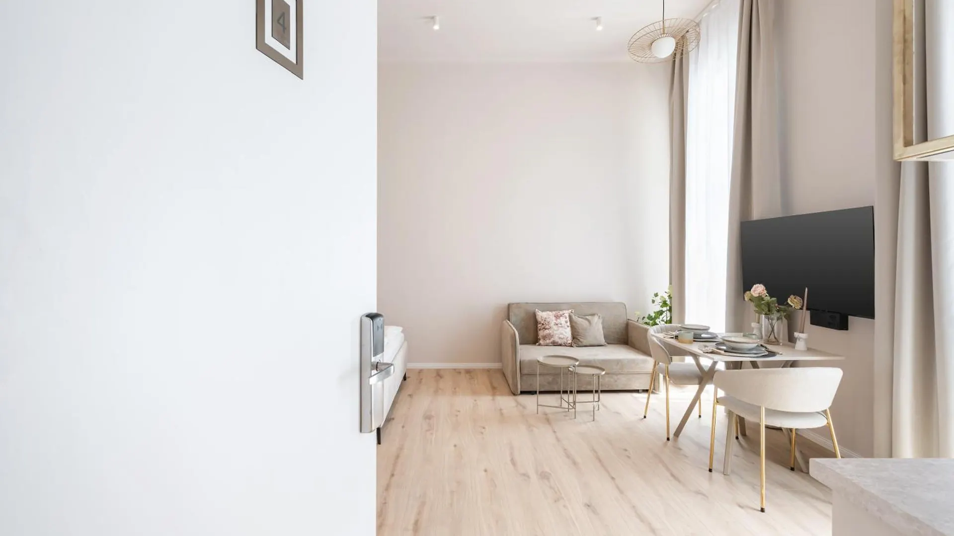 W30 - Wesselenyi Charming Apartment - Best Location By Bqa Budapest