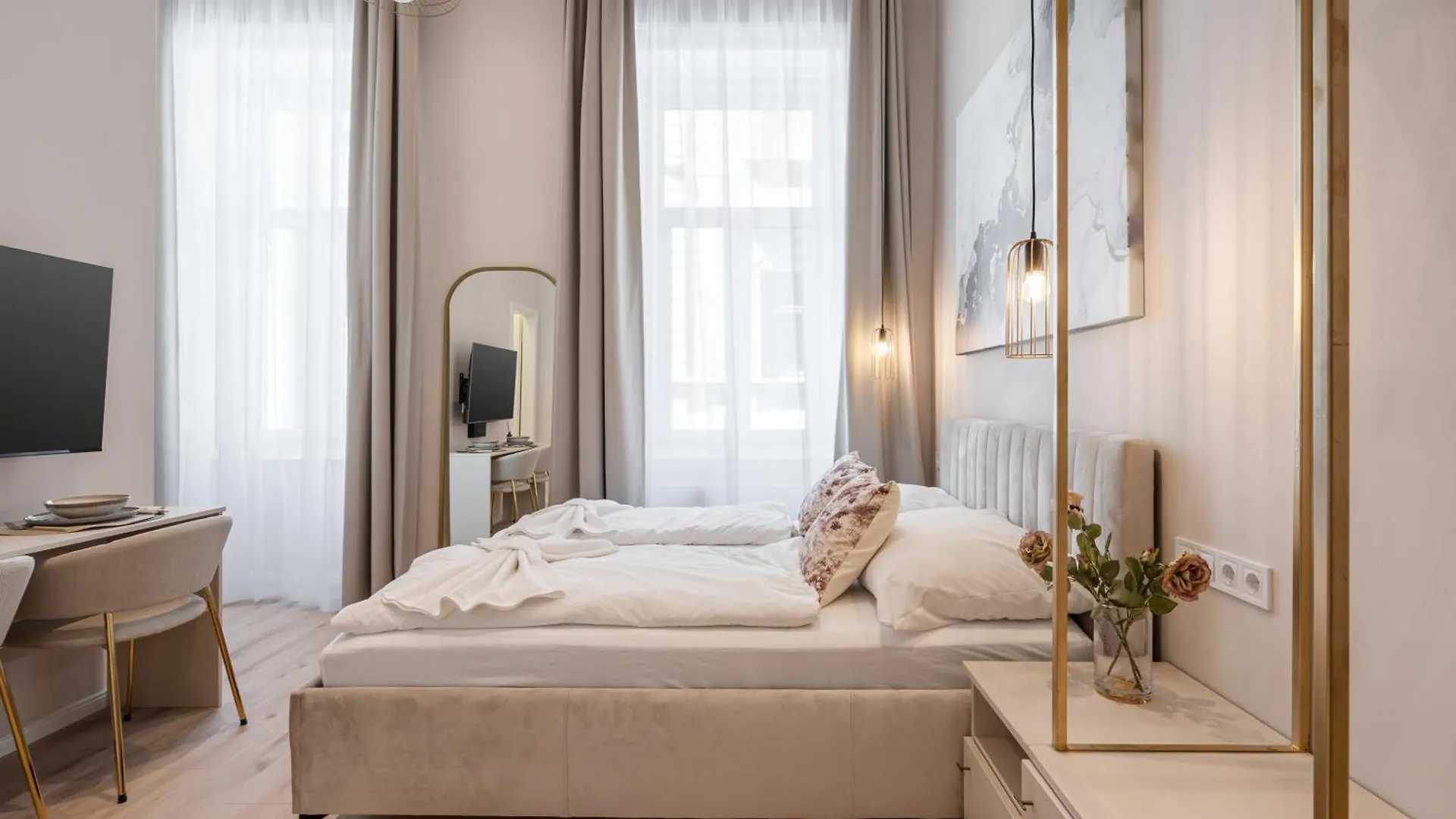 W30 - Wesselenyi Charming Apartment - Best Location By Bqa Budapest