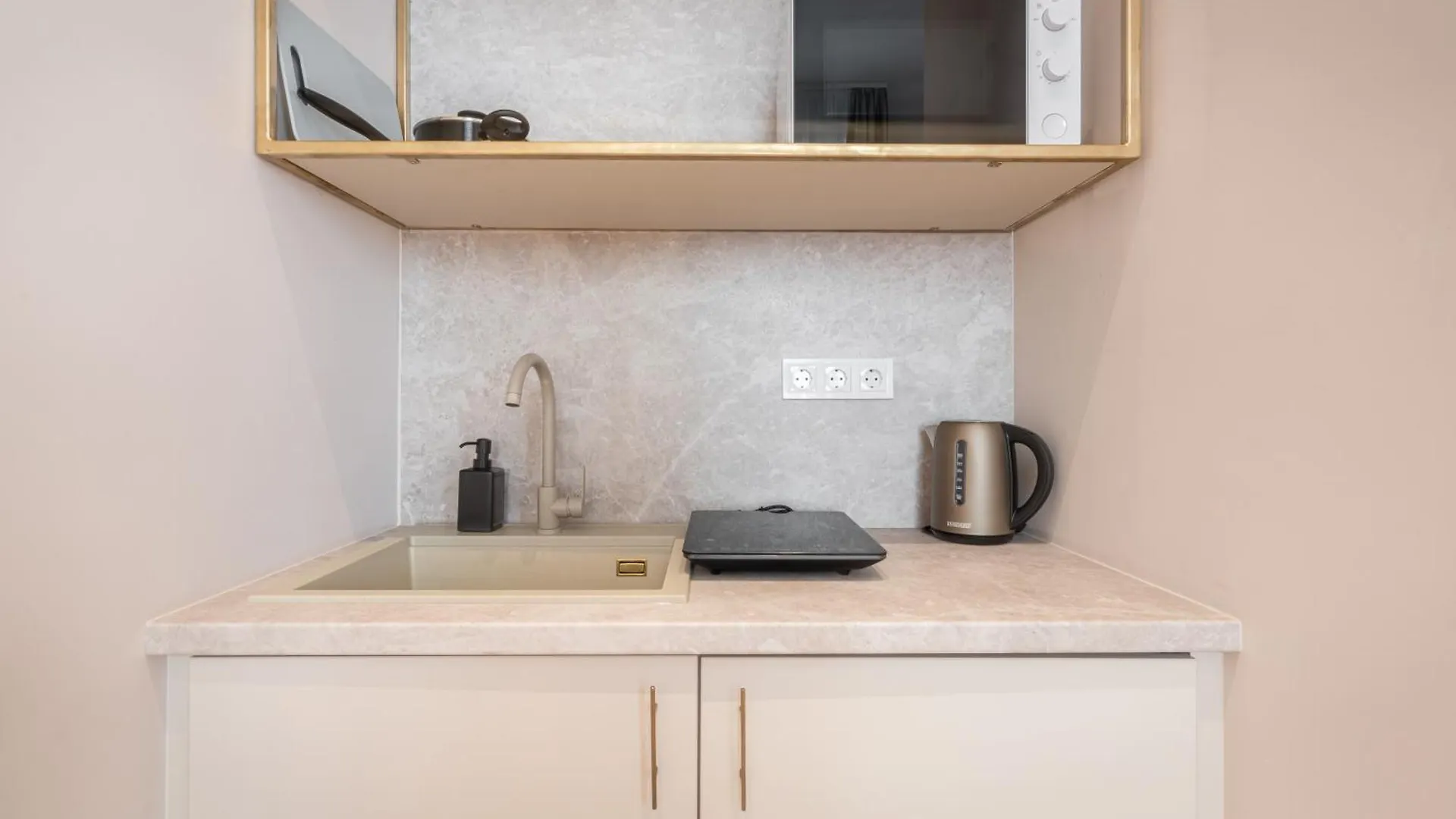 W30 - Wesselenyi Charming Apartment - Best Location By Bqa Budapest