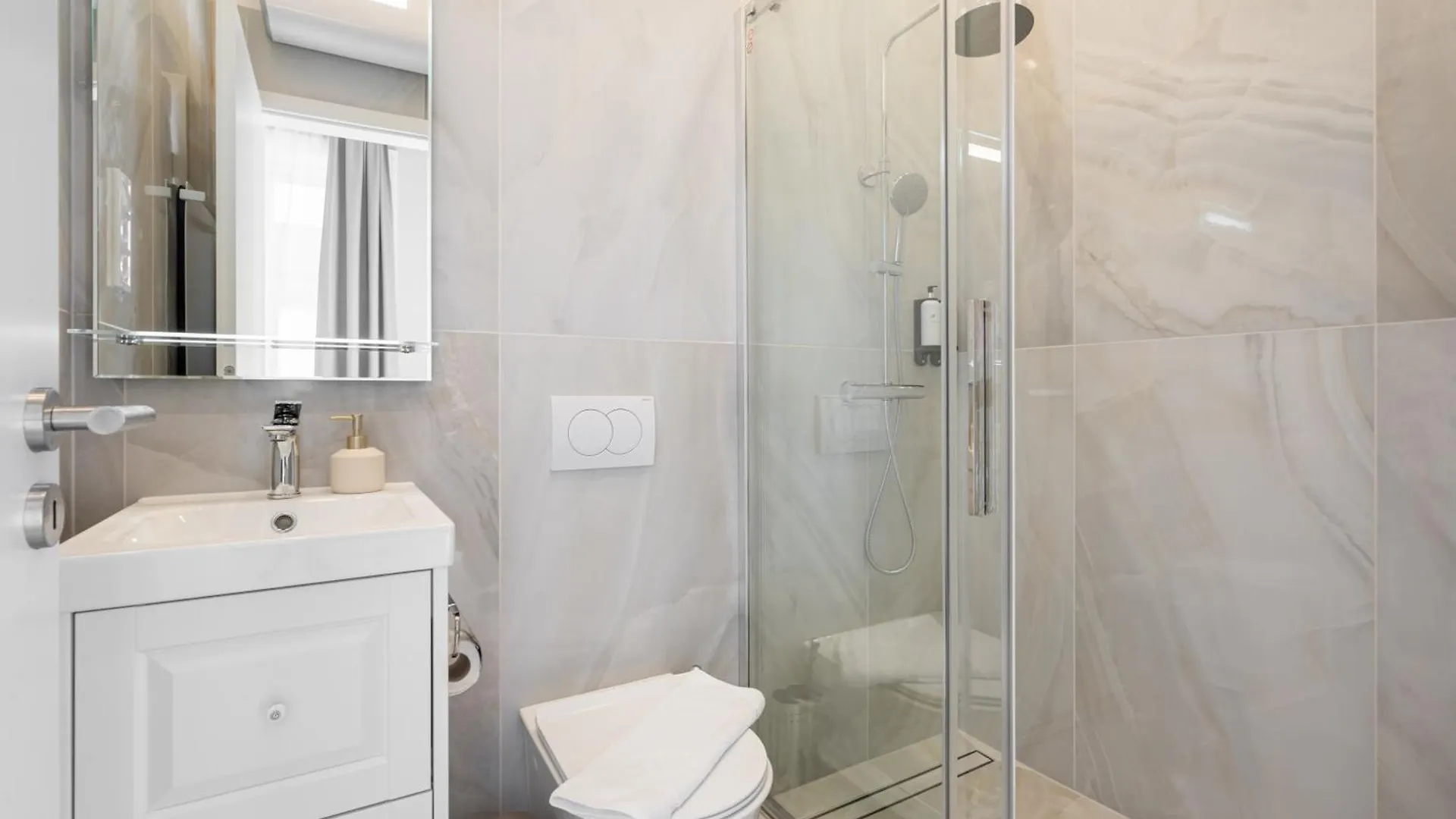 W30 - Wesselenyi Charming Apartment - Best Location By Bqa Budapest 0*,