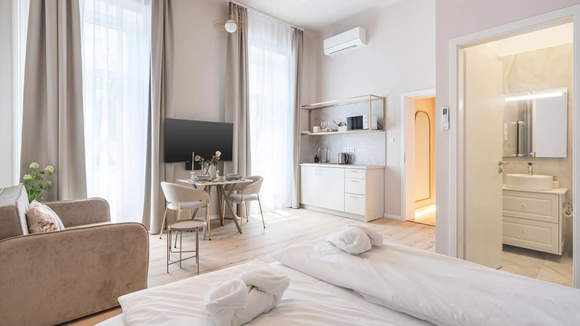 W30 - Wesselenyi Charming Apartment - Best Location By Bqa Budapest