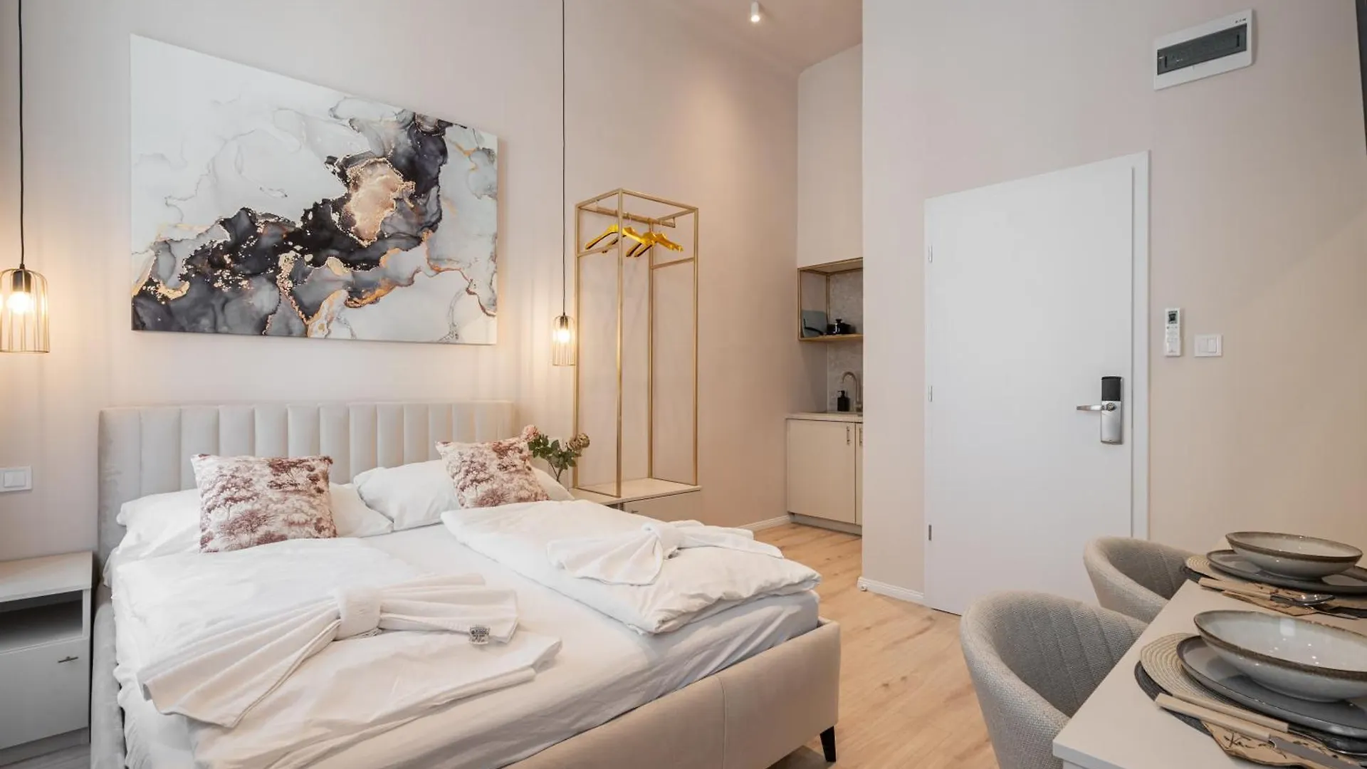 W30 - Wesselenyi Charming Apartment - Best Location By Bqa Budapest 0*,  Hungary