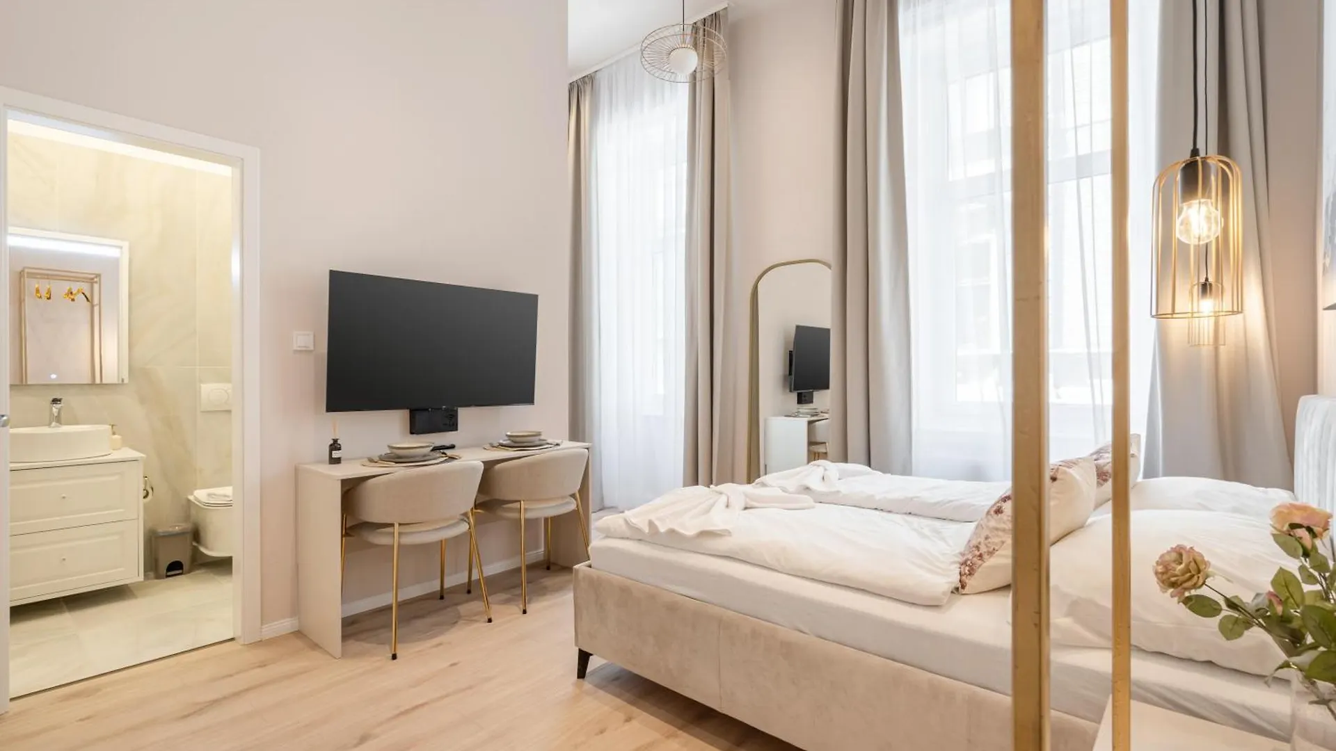 W30 - Wesselenyi Charming Apartment - Best Location By Bqa Budapest