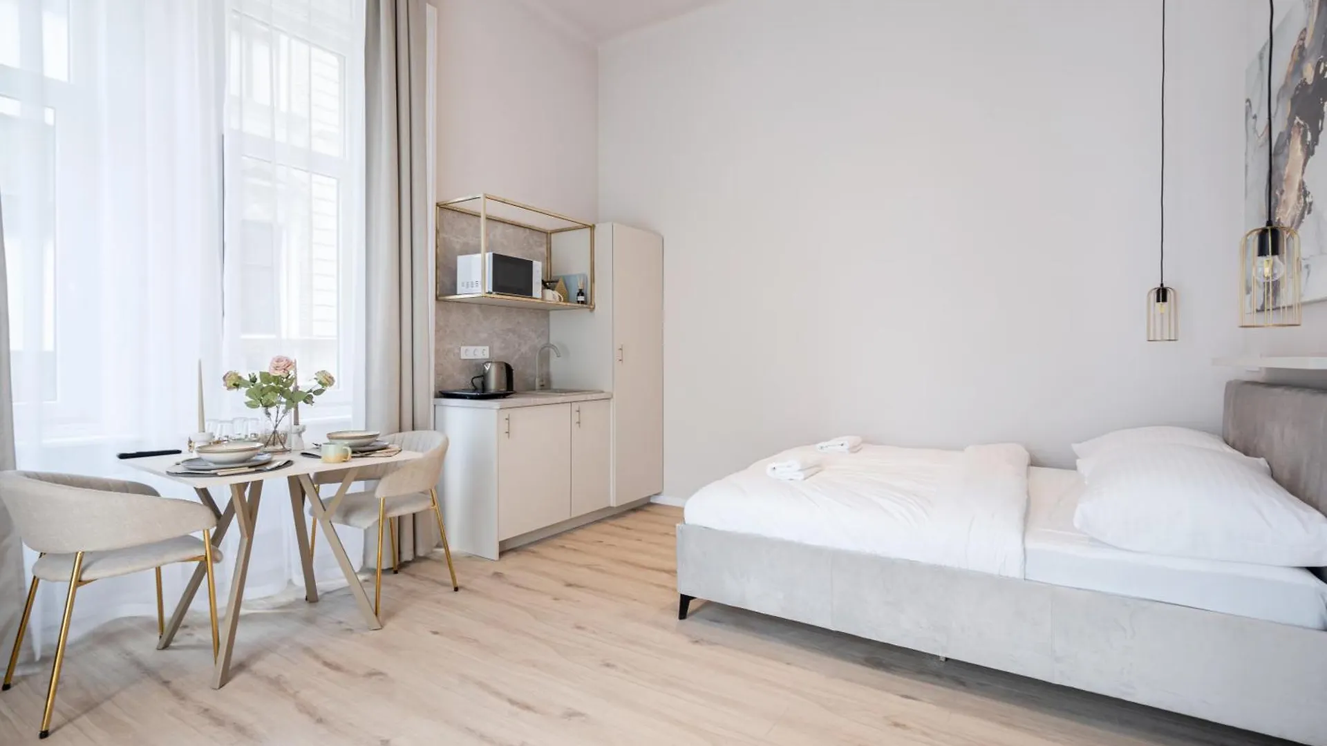 W30 - Wesselenyi Charming Apartment - Best Location By Bqa Budapest 0*,